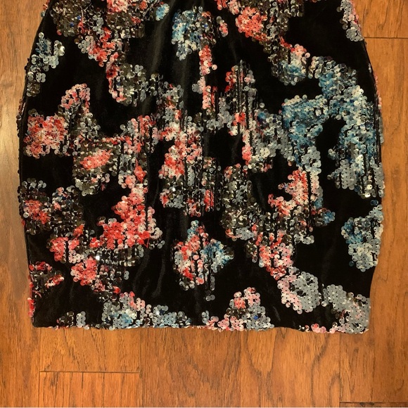 Dress The Population Long Sleeve Velvet Sequin Dress - Size M - Picture 6 of 8